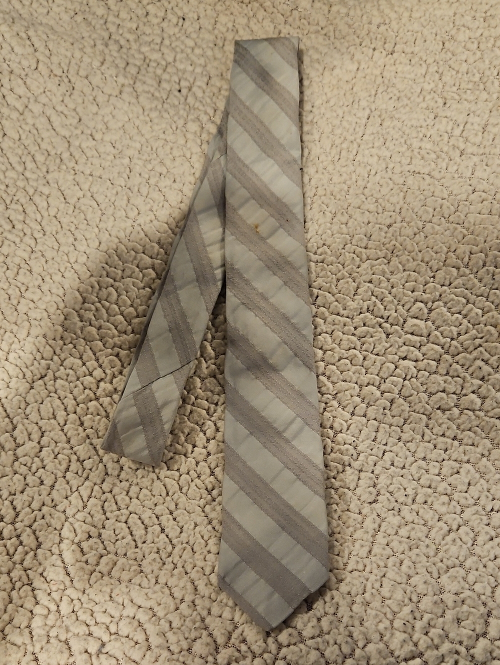 Alessandro Silver-Gray Striped Tie